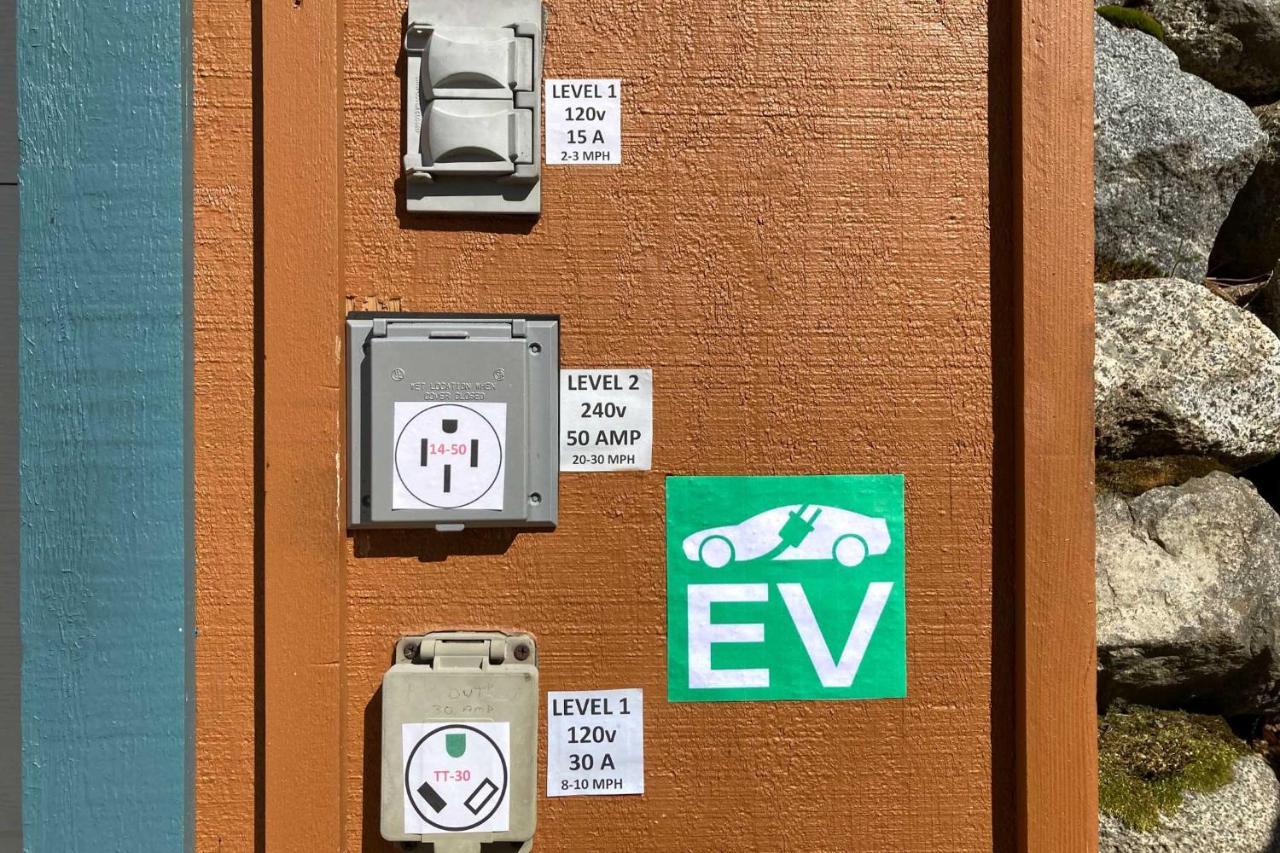 Tamarack Haus Hot Tub And Ev Charging Walk Dtwn! Villa Leavenworth Eksteriør billede